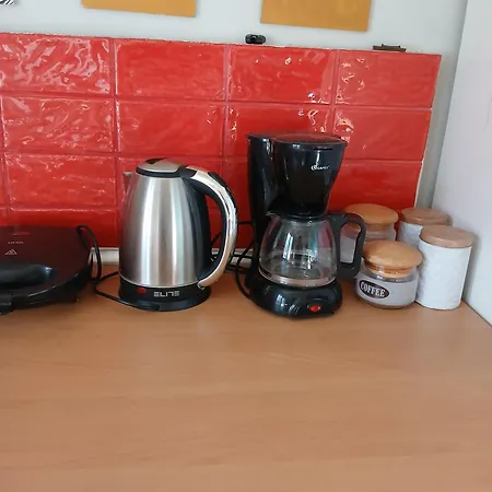 Petra Θεσσαλονίκη