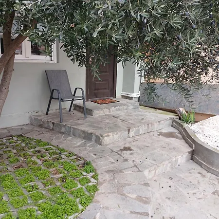 Petra Apartamento Tesalónica